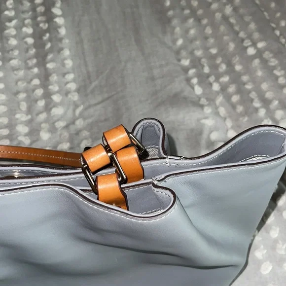 Dooney & Bourke City Flynn bag - Picture 13 of 13